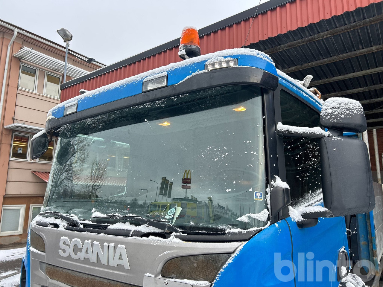 Dropside/ Flatbed truck, Crane truck Brädgårdsbil / SCANIA P250 / Nybesiktigad kran: picture 9