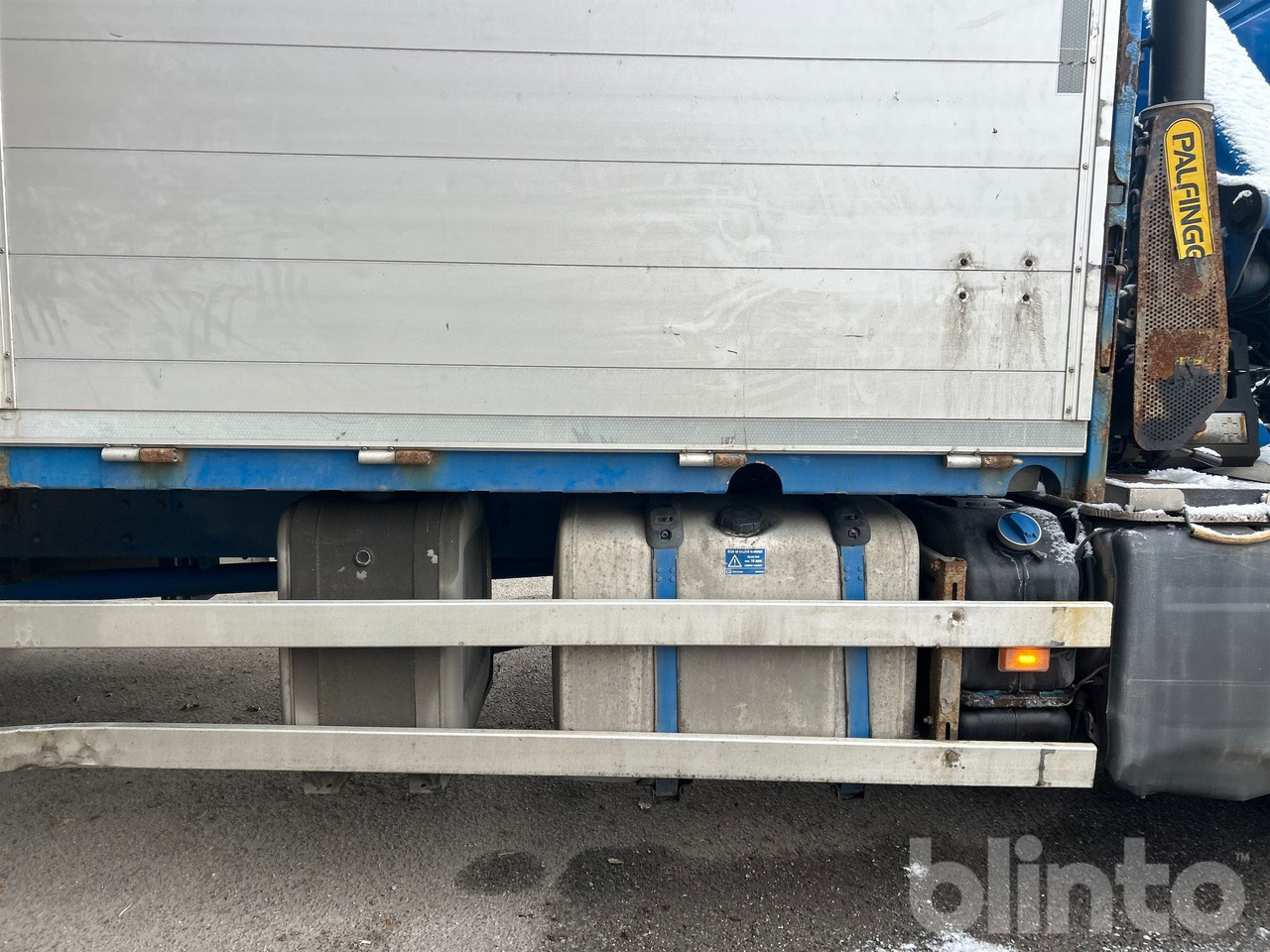 Dropside/ Flatbed truck, Crane truck Brädgårdsbil / SCANIA P250 / Nybesiktigad kran: picture 28