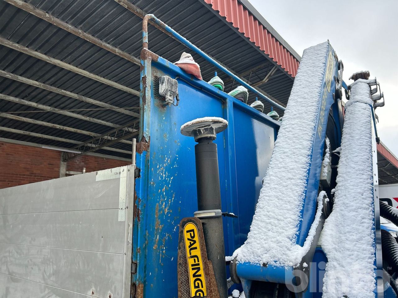 Dropside/ Flatbed truck, Crane truck Brädgårdsbil / SCANIA P250 / Nybesiktigad kran: picture 25