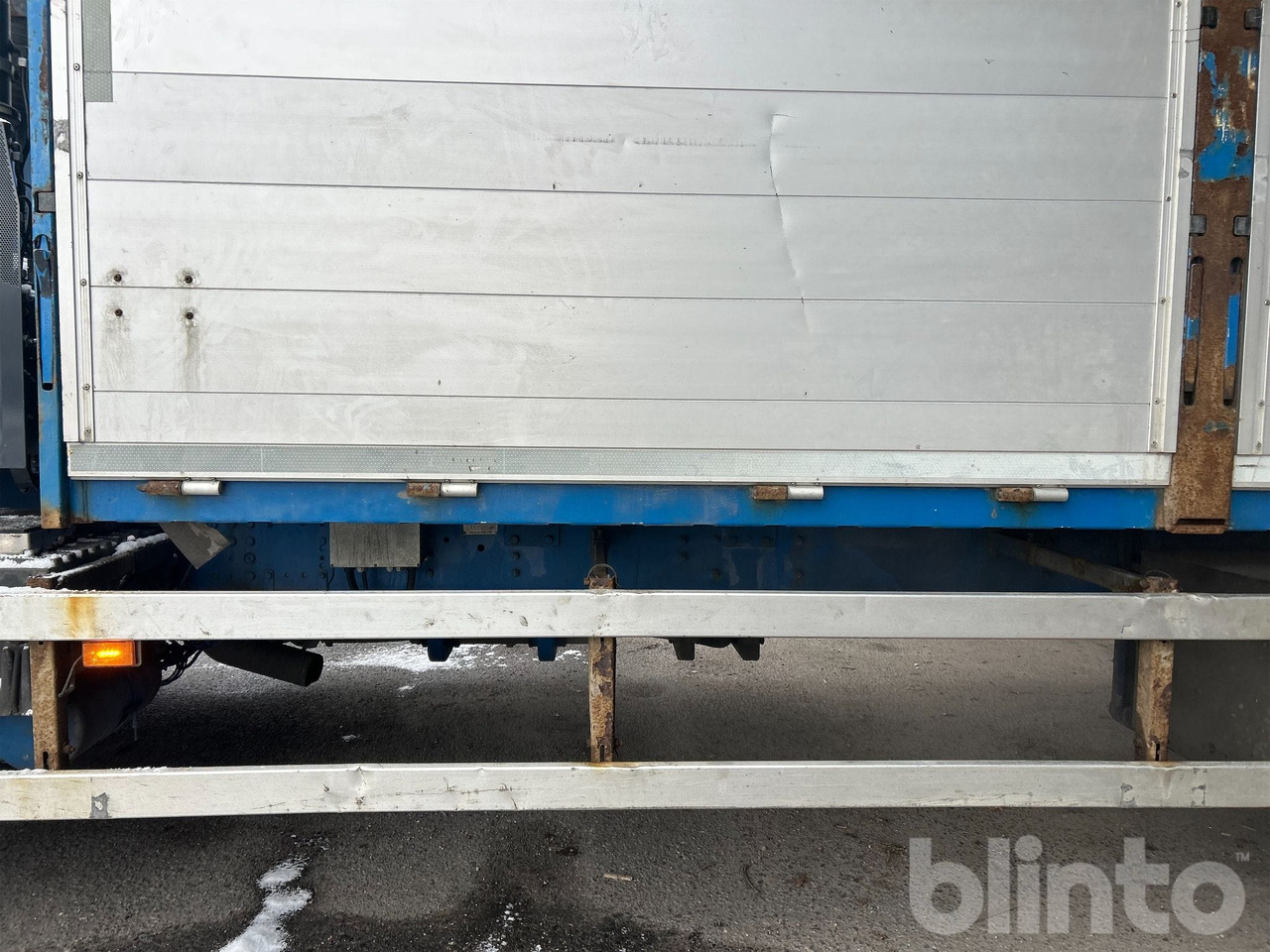 Dropside/ Flatbed truck, Crane truck Brädgårdsbil / SCANIA P250 / Nybesiktigad kran: picture 48