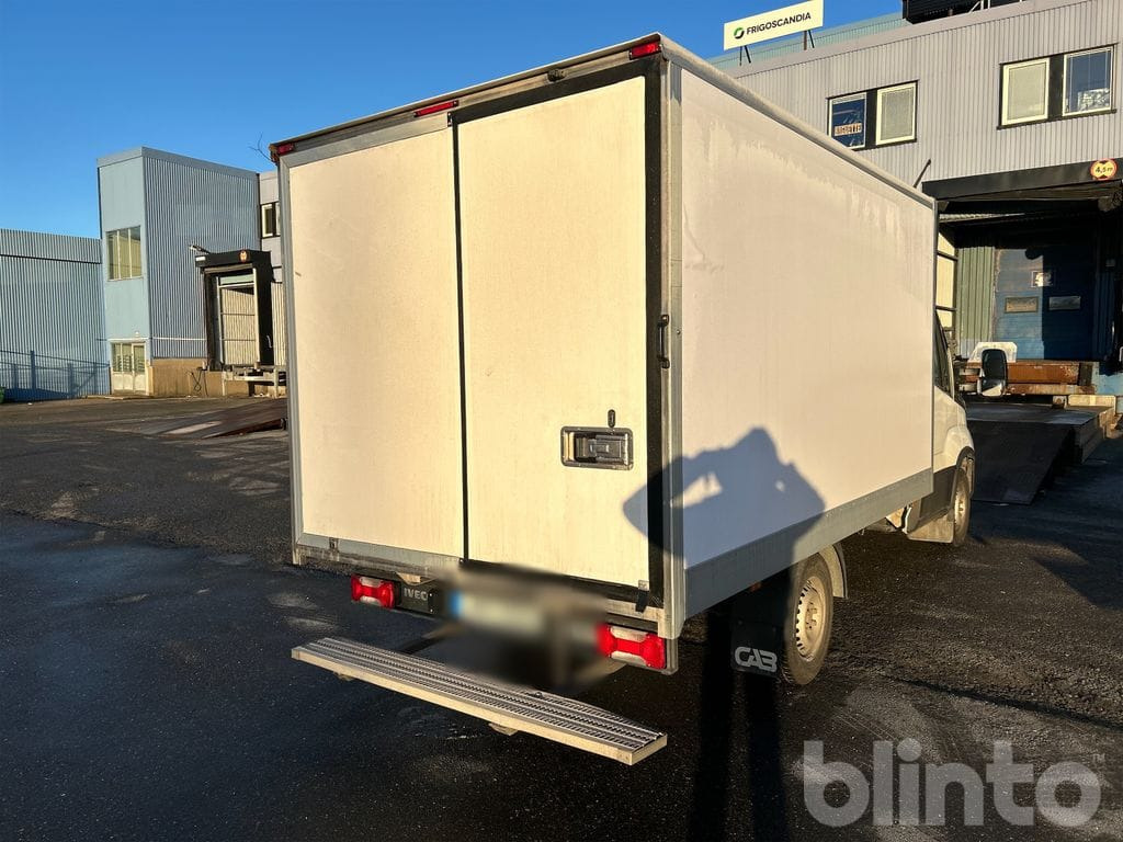 Iveco Daily 35-140 - Carrier Pulsor 400 - Refrigerated delivery van: picture 4 Iveco Daily 35-140 - Carrier Pulsor 400 - Refrigerated delivery van: picture 4