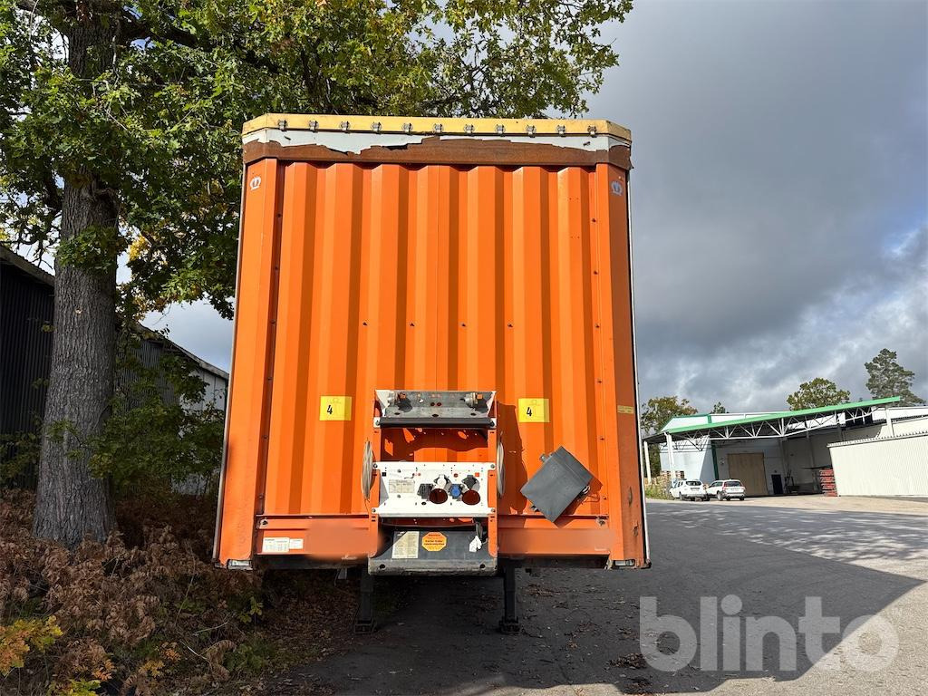 KRONE SD - Curtainsider semi-trailer: picture 4 KRONE SD - Curtainsider semi-trailer: picture 4