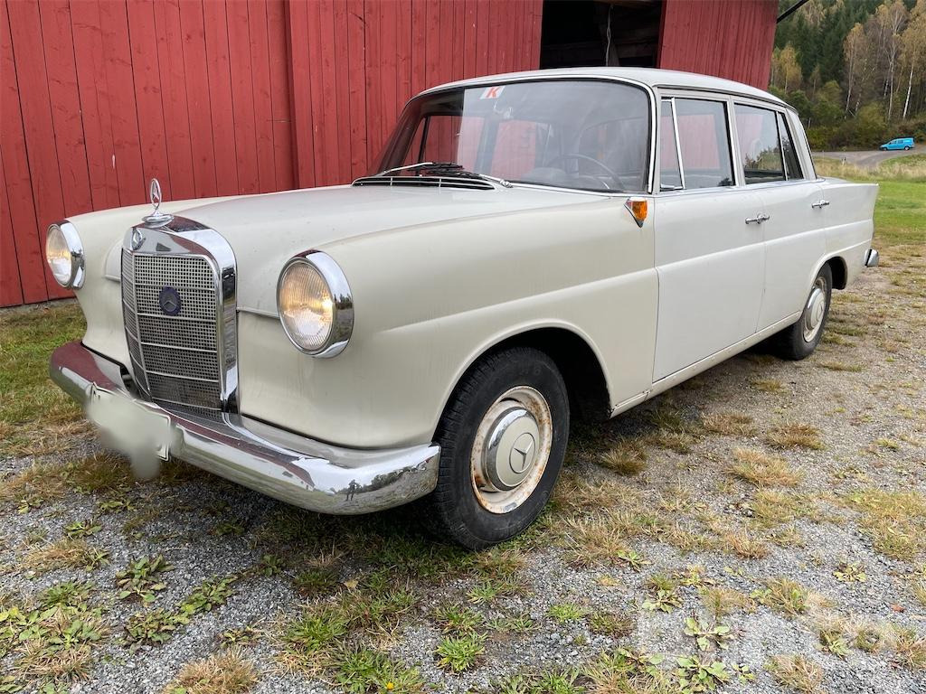 MERCEDES-BENZ 190 D C - Car: picture 1 MERCEDES-BENZ 190 D C - Car: picture 1