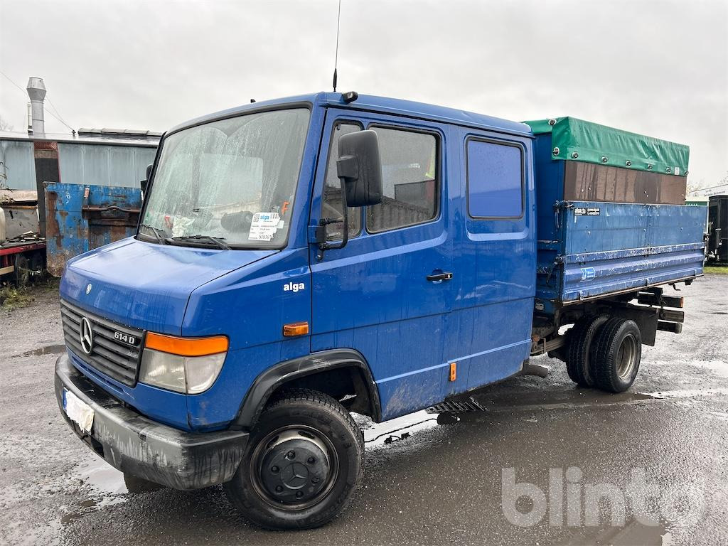 Mercedes 614D (2001) - Dropside/ Flatbed truck: picture 1 Mercedes 614D (2001) - Dropside/ Flatbed truck: picture 1