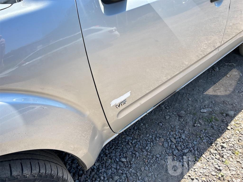 Pickup truck NISSAN Navara D40 med översynsbehov: picture 12