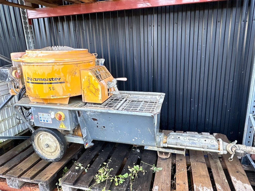 Putzmeister S5 - Construction equipment, Trailer: picture 1 Putzmeister S5 - Construction equipment, Trailer: picture 1