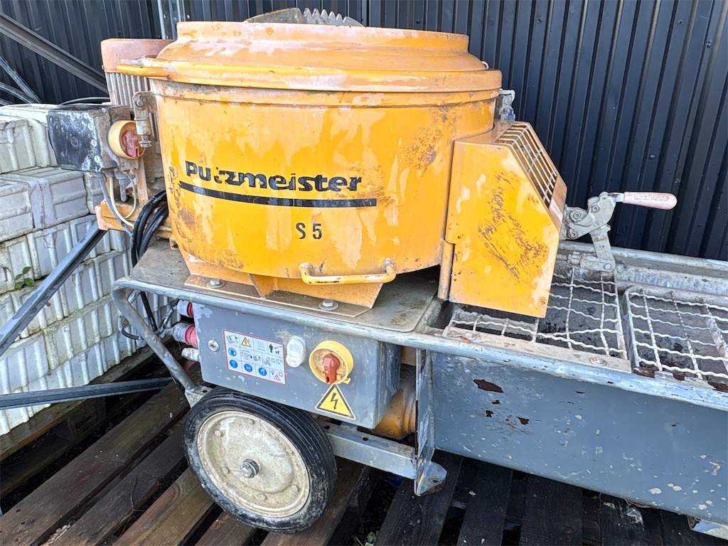 Putzmeister S5 - Construction equipment, Trailer: picture 2 Putzmeister S5 - Construction equipment, Trailer: picture 2
