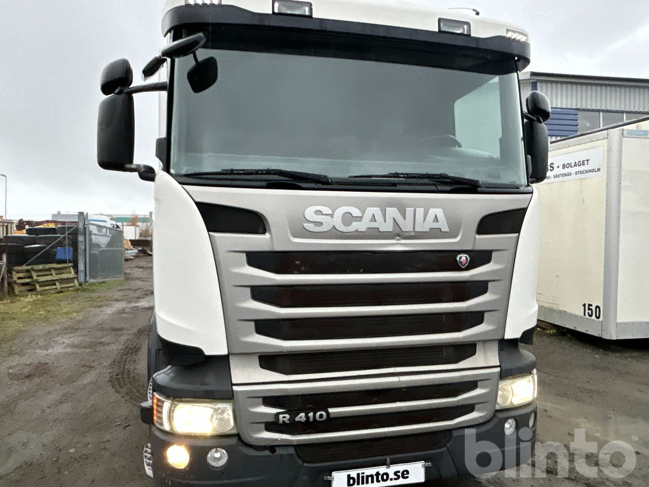 SCANIA R410LN8X4*4HNB - Refrigerator truck: picture 2 SCANIA R410LN8X4*4HNB - Refrigerator truck: picture 2