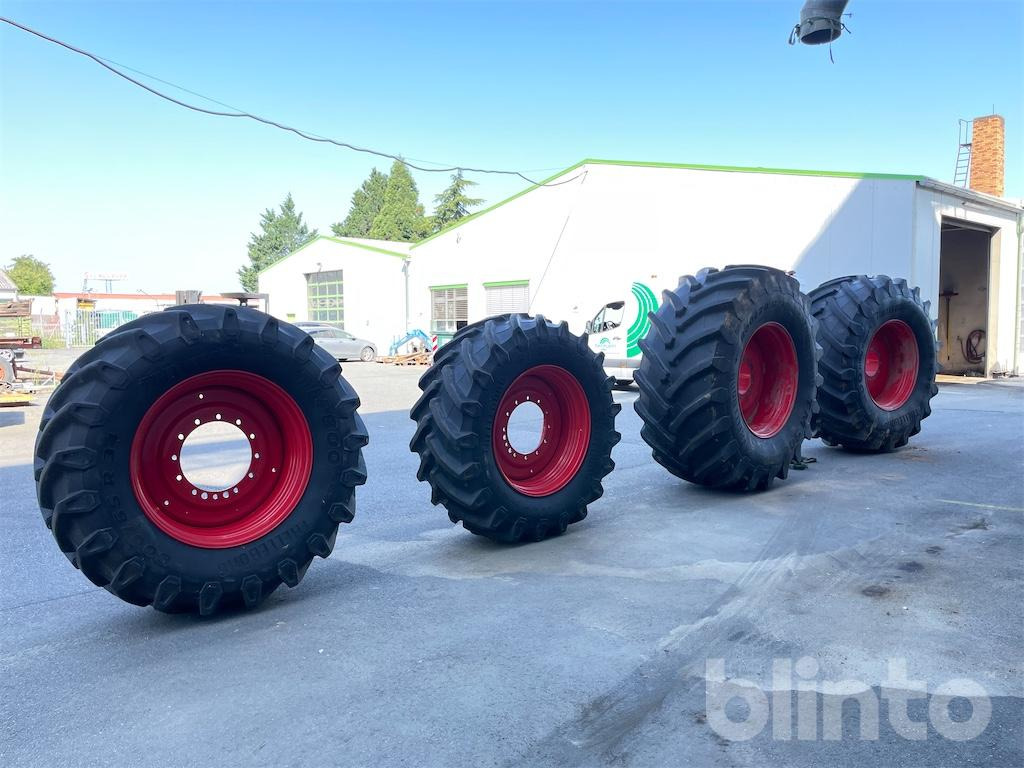 Trelleborg TM800/900 - Tire for Agricultural machinery: picture 1 Trelleborg TM800/900 - Tire for Agricultural machinery: picture 1
