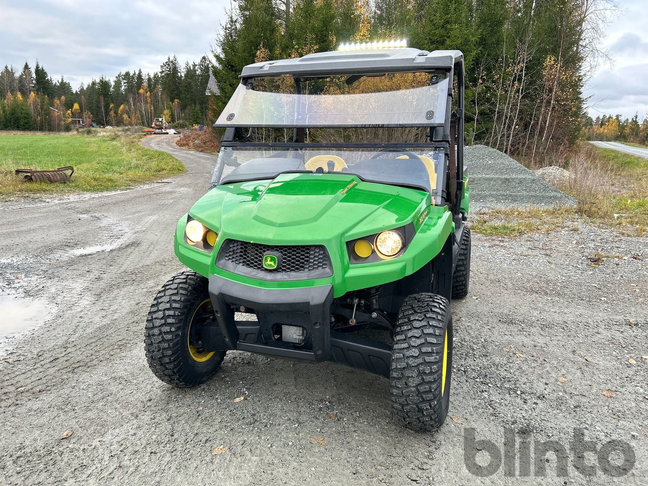 John Deere XUV590i Power Steering - Utility/ Special vehicle: picture 2 John Deere XUV590i Power Steering - Utility/ Special vehicle: picture 2