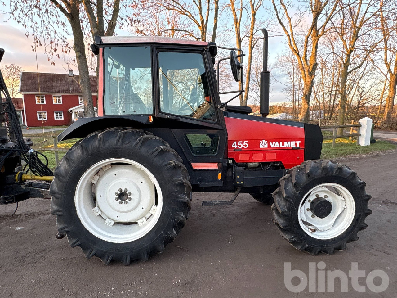 Farm tractor VALMET 455-4: picture 8