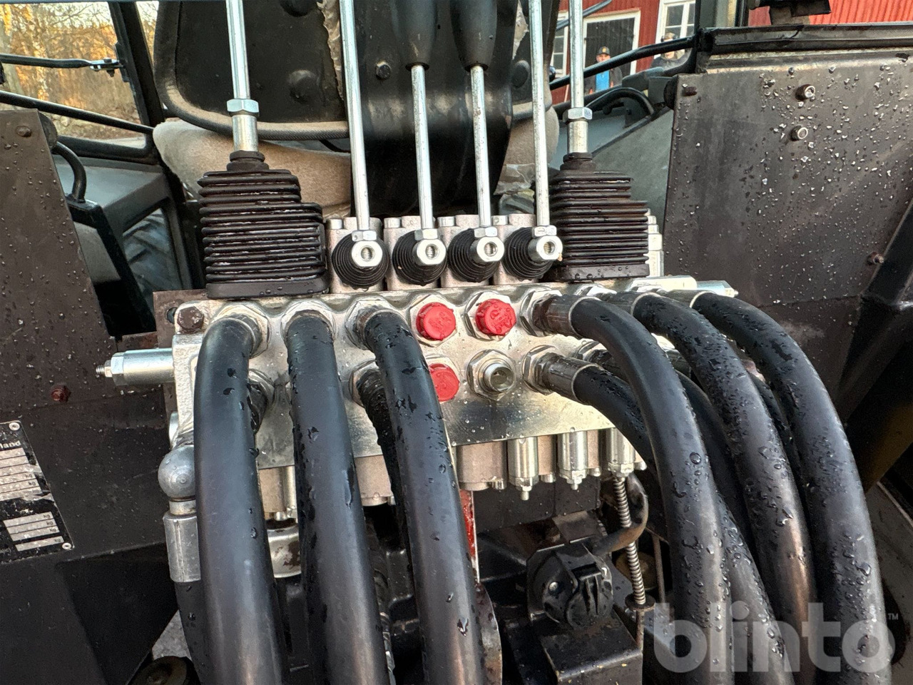 Farm tractor VALMET 455-4: picture 31