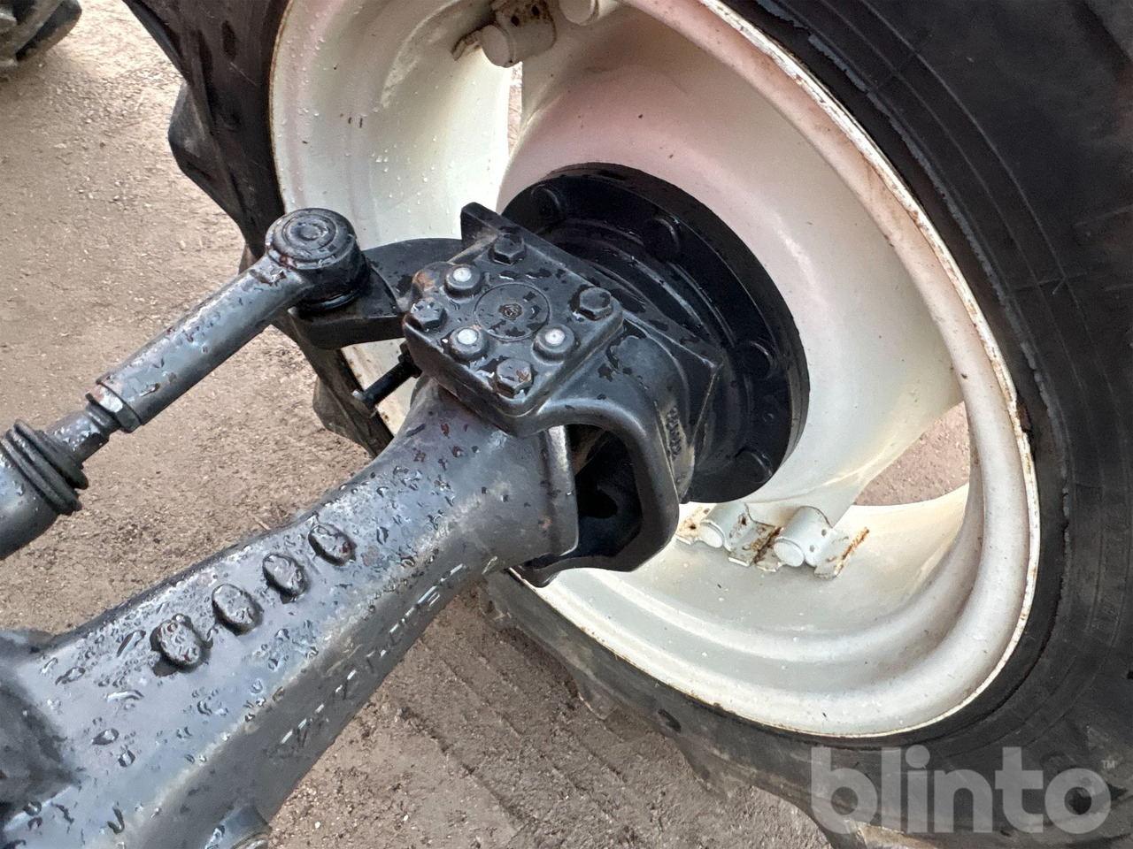 Farm tractor VALMET 455-4: picture 12