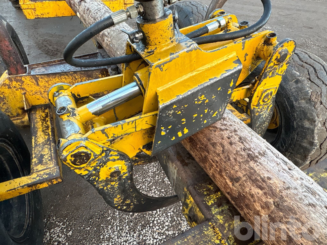 Farm tractor VALMET 455-4: picture 45