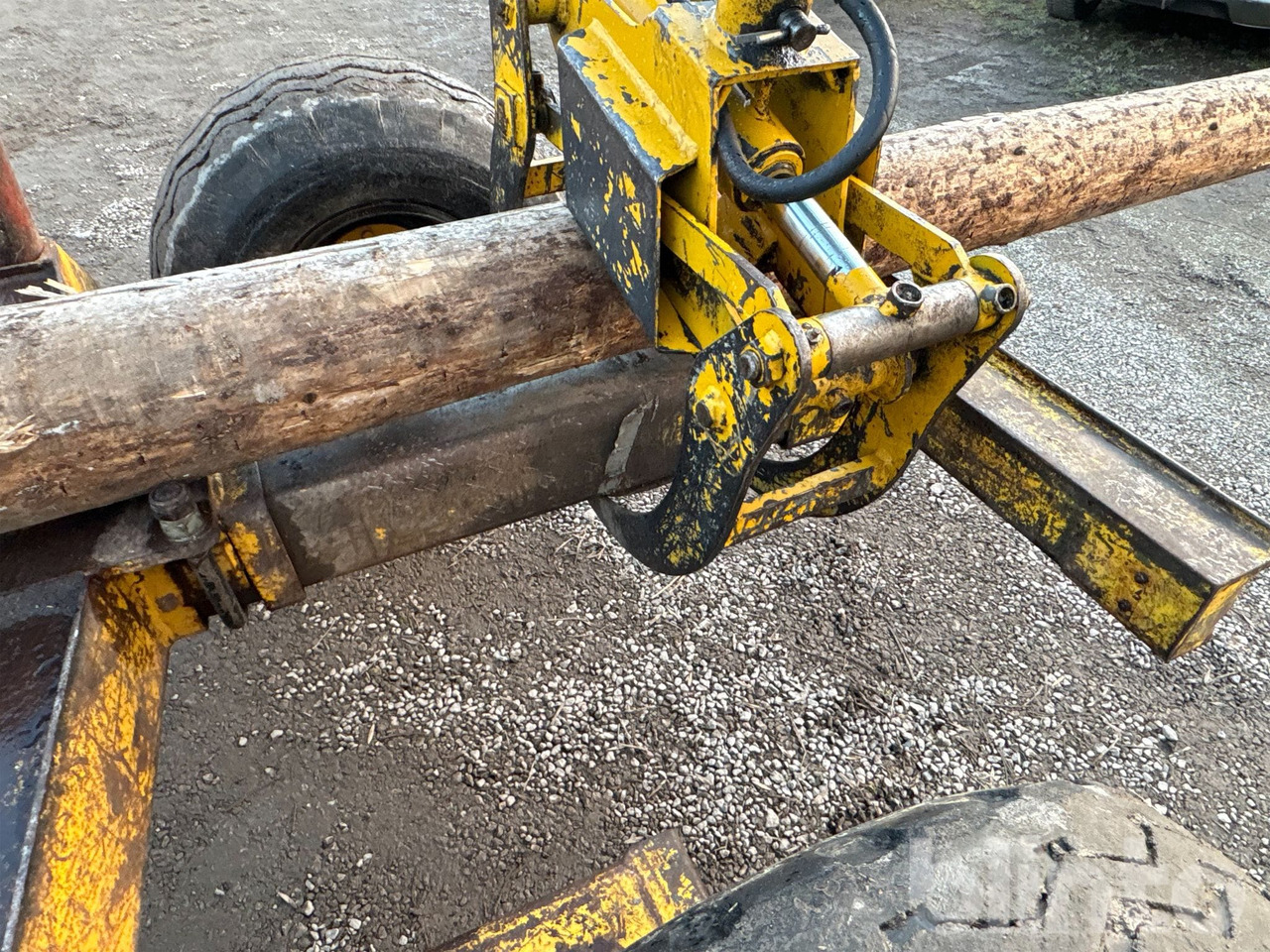 Farm tractor VALMET 455-4: picture 43