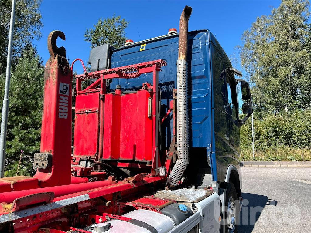 VOLVO FH 6*2 - Hook lift truck: picture 4 VOLVO FH 6*2 - Hook lift truck: picture 4