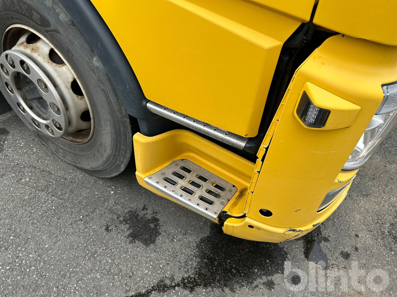 Box truck VOLVO FM 330 4X2: picture 27 Box truck VOLVO FM 330 4X2: picture 27