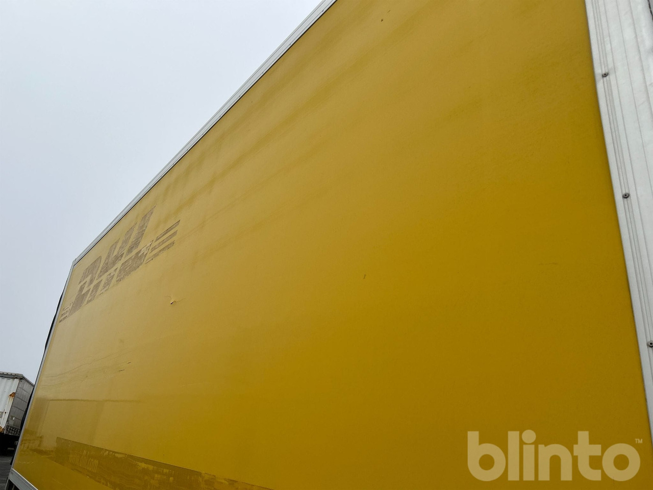 Box truck VOLVO FM 330 4X2: picture 35 Box truck VOLVO FM 330 4X2: picture 35