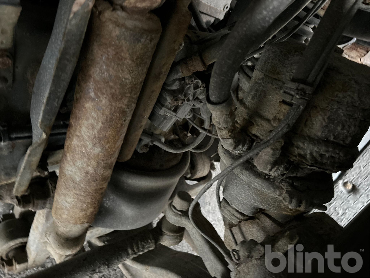 Box truck VOLVO FM 330 4X2: picture 11 Box truck VOLVO FM 330 4X2: picture 11