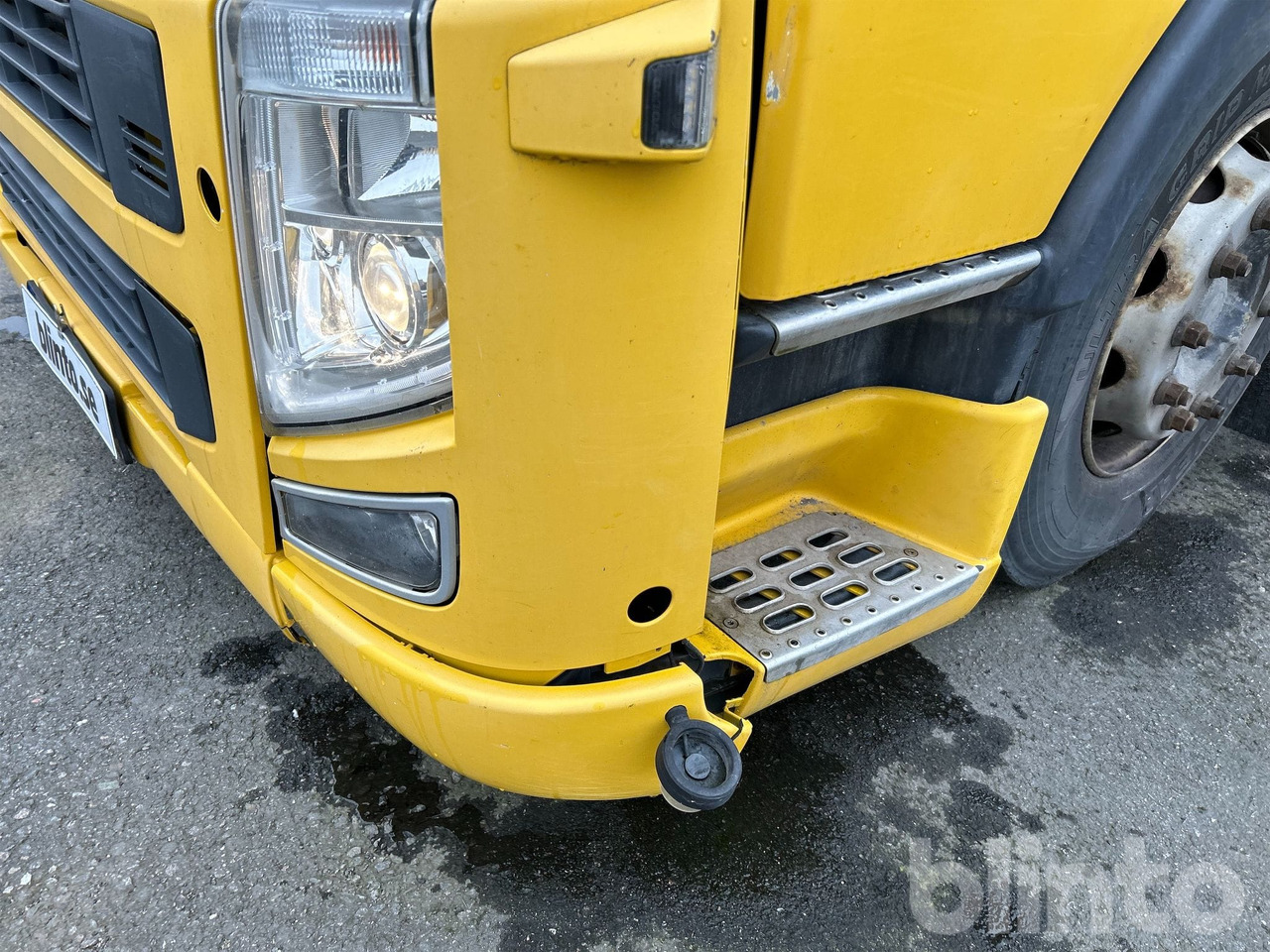 Box truck VOLVO FM 330 4X2: picture 17 Box truck VOLVO FM 330 4X2: picture 17