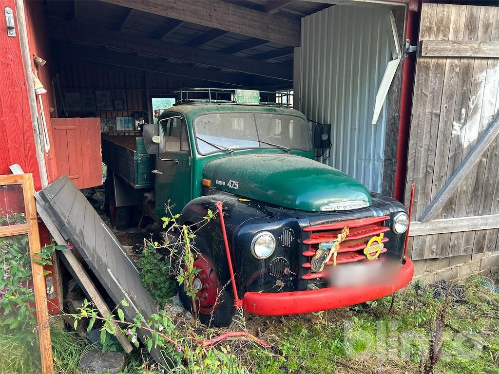 VOLVO L 475 Reparationsobjekt - Dropside/ Flatbed truck: picture 1 VOLVO L 475 Reparationsobjekt - Dropside/ Flatbed truck: picture 1