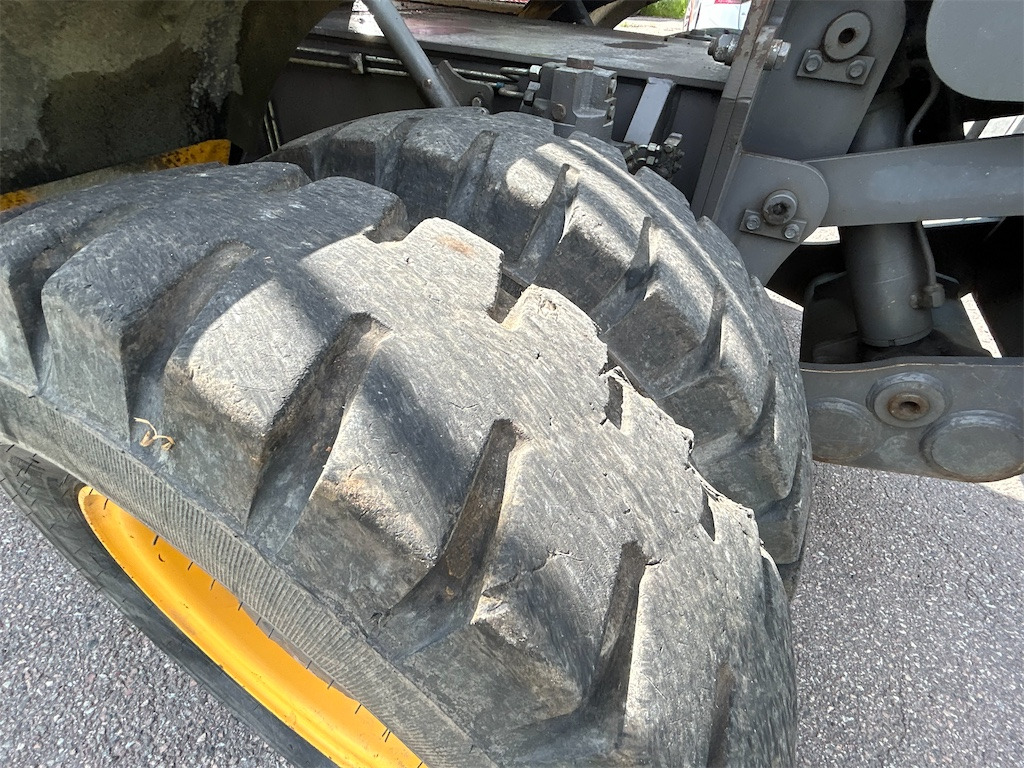 Wheel excavator Volvo EW40 C: picture 29