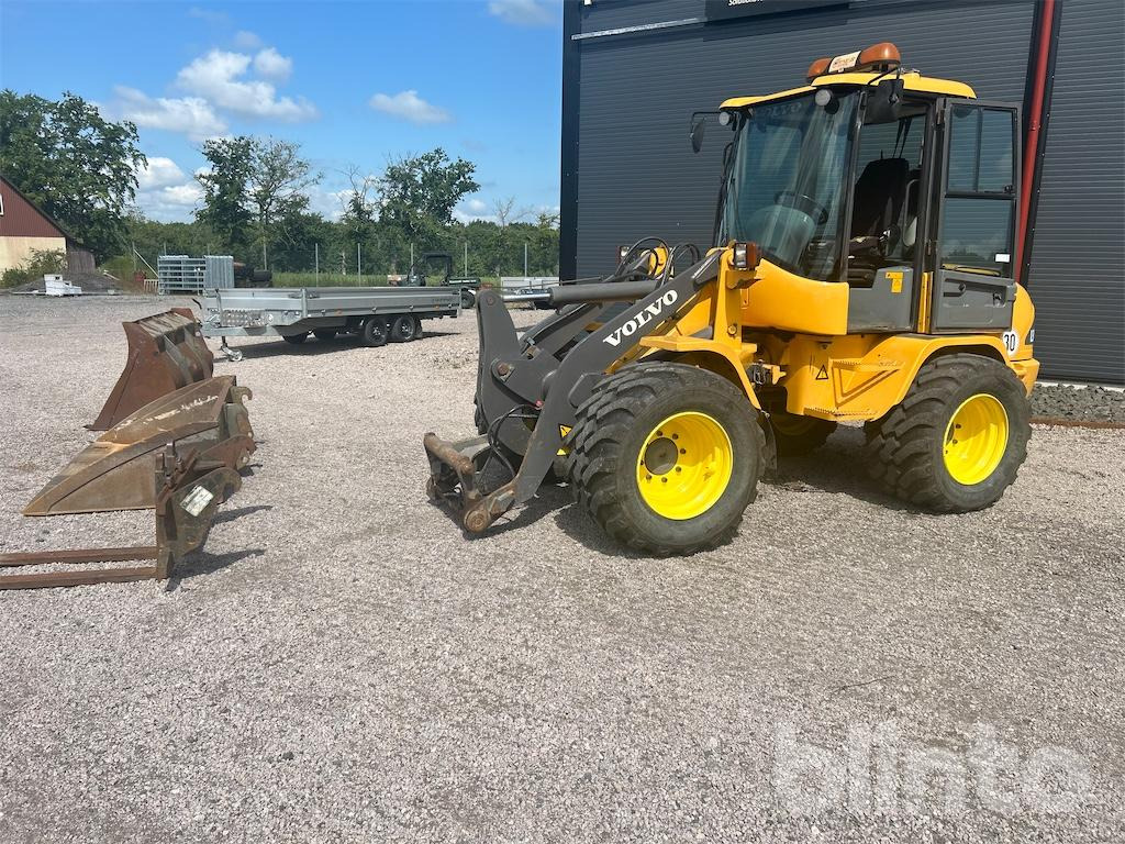 Volvo L30B Pro - 3 Redskap & Hjul - 1 Ägare - Wheel loader: picture 1 Volvo L30B Pro - 3 Redskap & Hjul - 1 Ägare - Wheel loader: picture 1