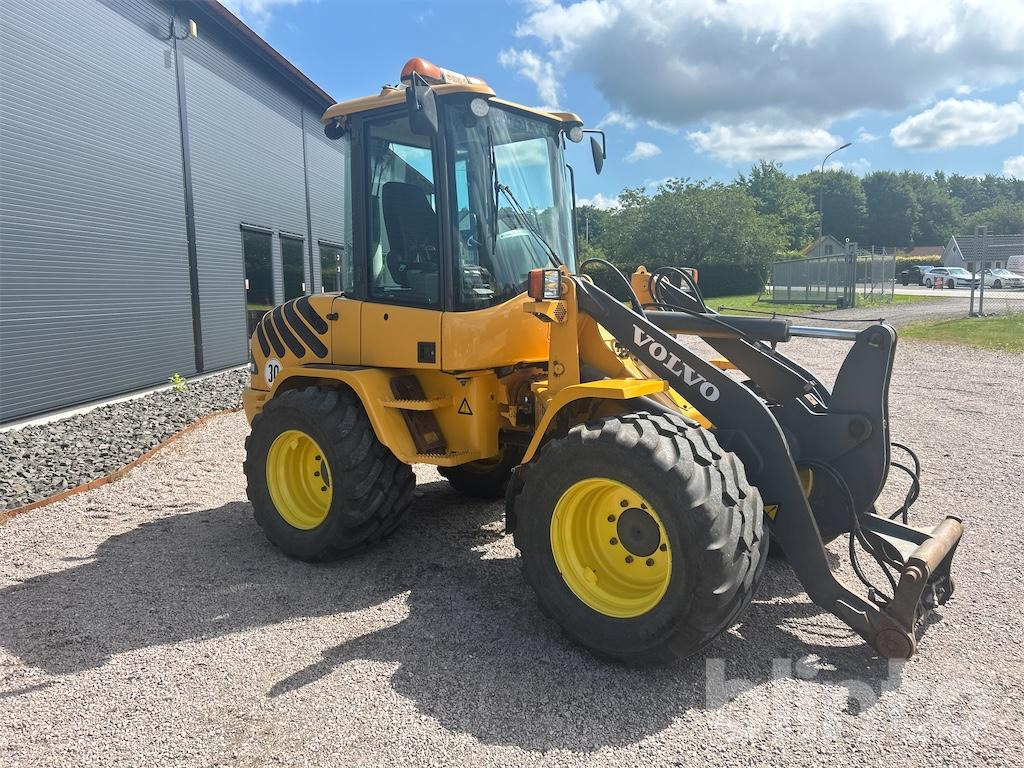 Volvo L30B Pro - 3 Redskap & Hjul - 1 Ägare - Wheel loader: picture 5 Volvo L30B Pro - 3 Redskap & Hjul - 1 Ägare - Wheel loader: picture 5