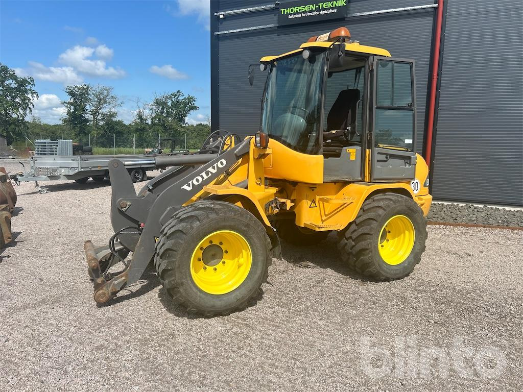 Volvo L30B Pro - 3 Redskap & Hjul - 1 Ägare - Wheel loader: picture 2 Volvo L30B Pro - 3 Redskap & Hjul - 1 Ägare - Wheel loader: picture 2