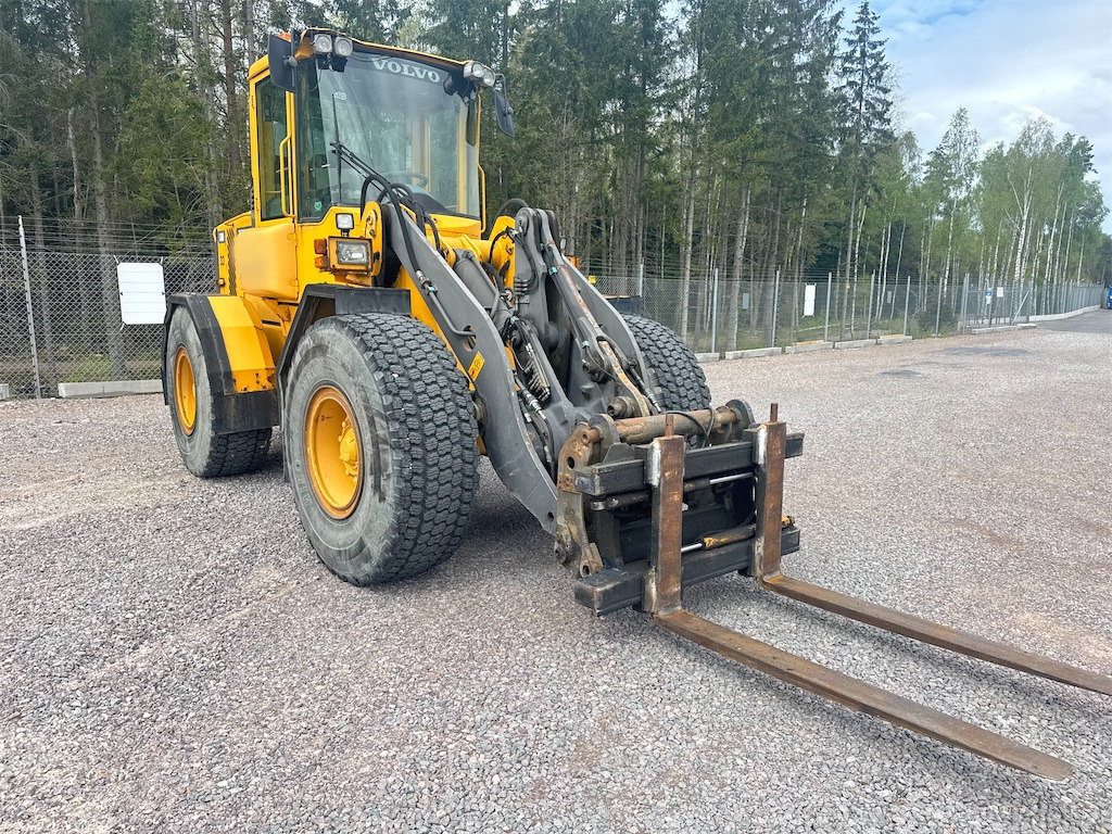 Volvo L70D - Wheel loader: picture 4 Volvo L70D - Wheel loader: picture 4