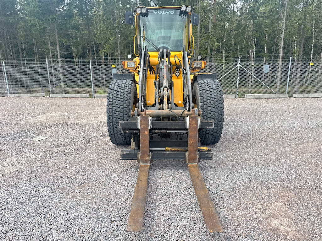Volvo L70D - Wheel loader: picture 3 Volvo L70D - Wheel loader: picture 3