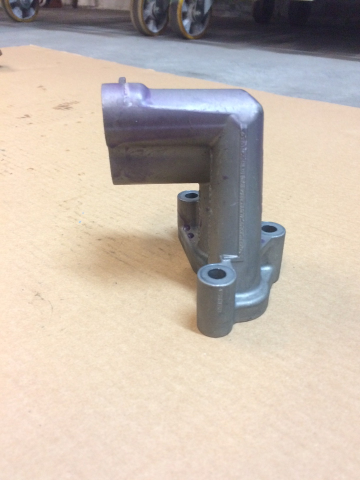 FLANGIA DI COLLEGAMENTO MODULO OLIO MAN 51054406000 - Engine and parts for Truck: picture 1 FLANGIA DI COLLEGAMENTO MODULO OLIO MAN 51054406000 - Engine and parts for Truck: picture 1