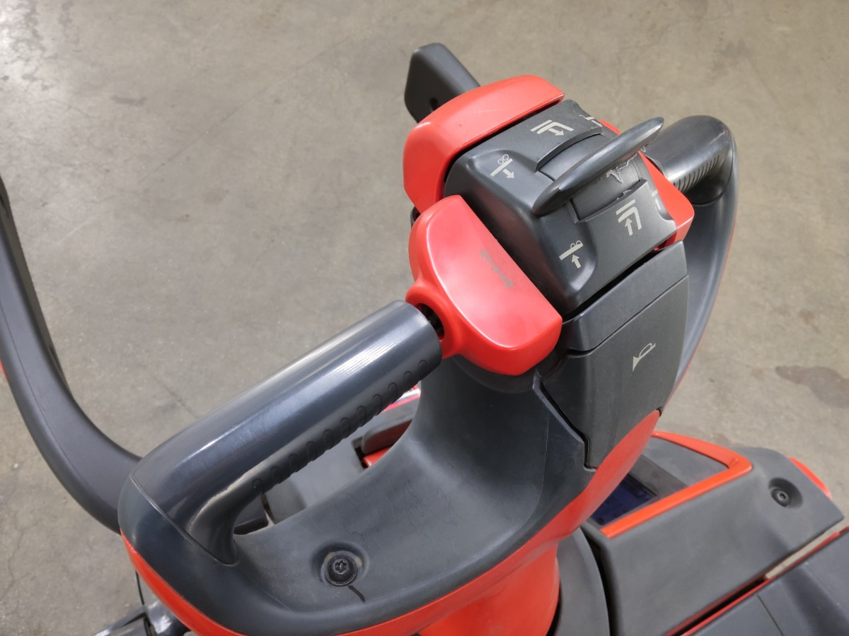 Linde L14AP - Stacker: picture 3 Linde L14AP - Stacker: picture 3