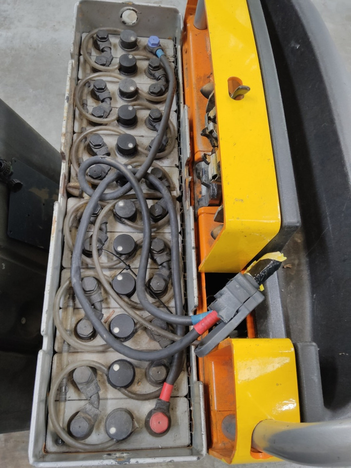 Still CX-T - Tow tractor: picture 4 Still CX-T - Tow tractor: picture 4