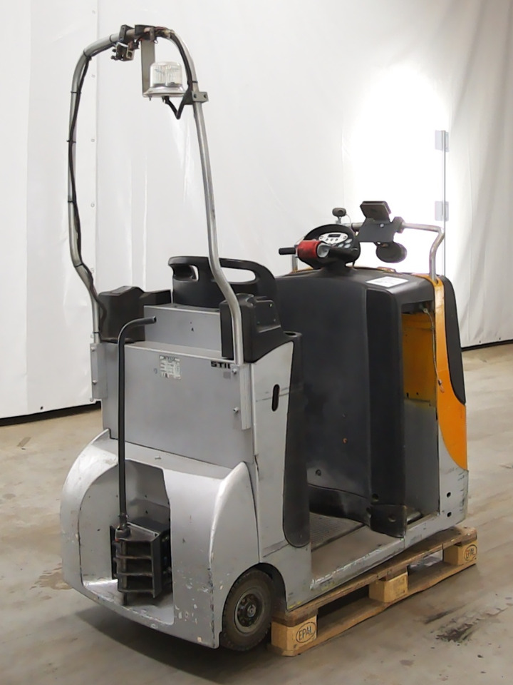 Still CX-T - Tow tractor: picture 2 Still CX-T - Tow tractor: picture 2