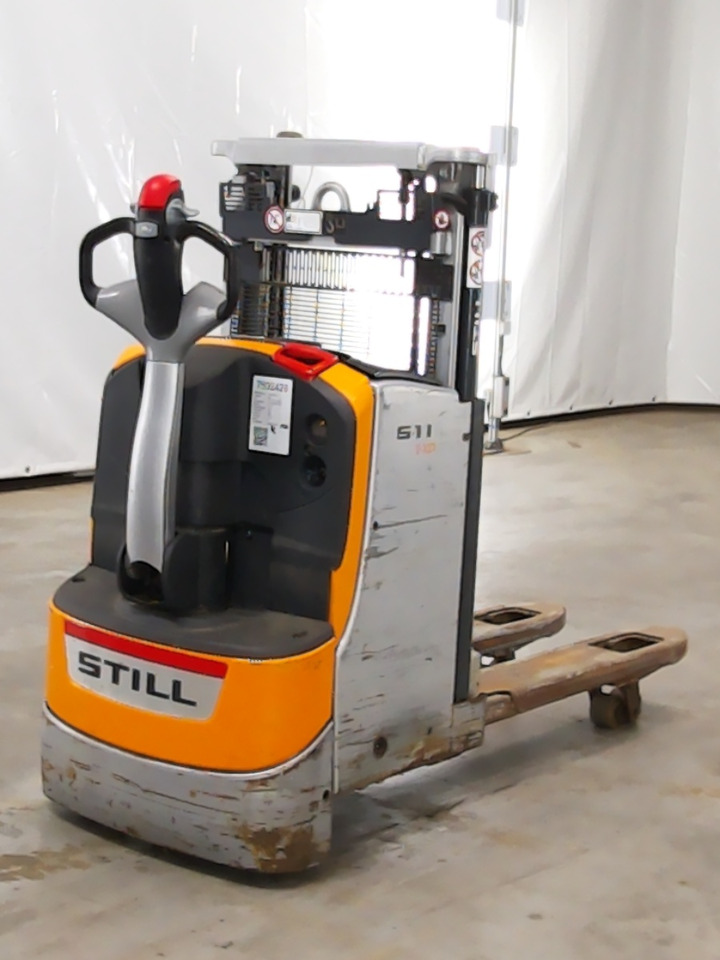 Still EXD-18L - Stacker: picture 2 Still EXD-18L - Stacker: picture 2