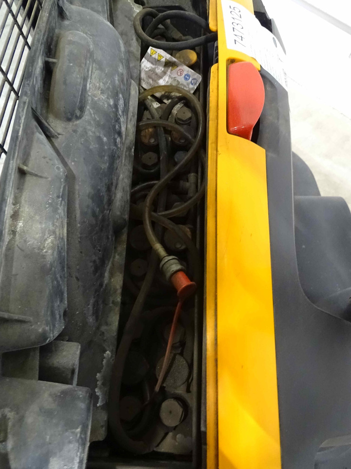 Still EXV10 - Stacker: picture 4 Still EXV10 - Stacker: picture 4