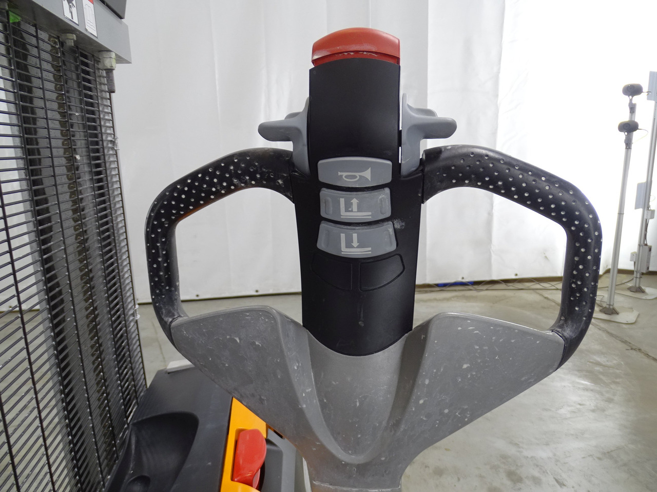 Still EXV12 - Stacker: picture 3 Still EXV12 - Stacker: picture 3