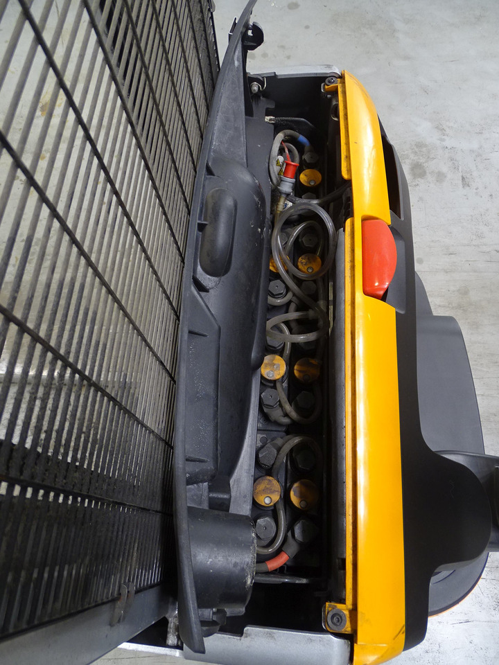 Still EXV12 - Stacker: picture 4 Still EXV12 - Stacker: picture 4