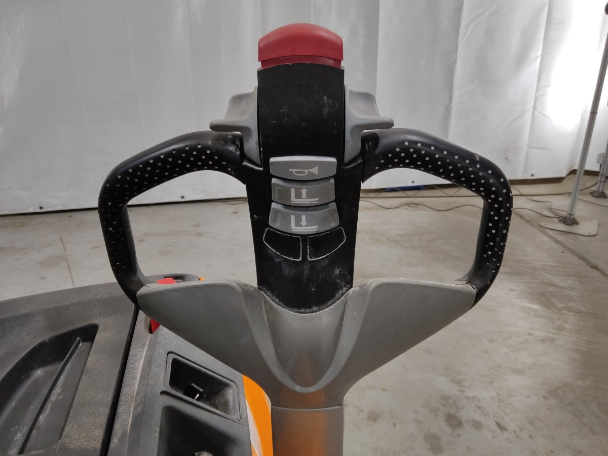 Still EXV14 - Stacker: picture 3 Still EXV14 - Stacker: picture 3