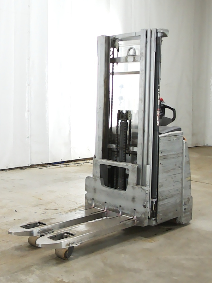 Still EXV20D - Stacker: picture 1 Still EXV20D - Stacker: picture 1