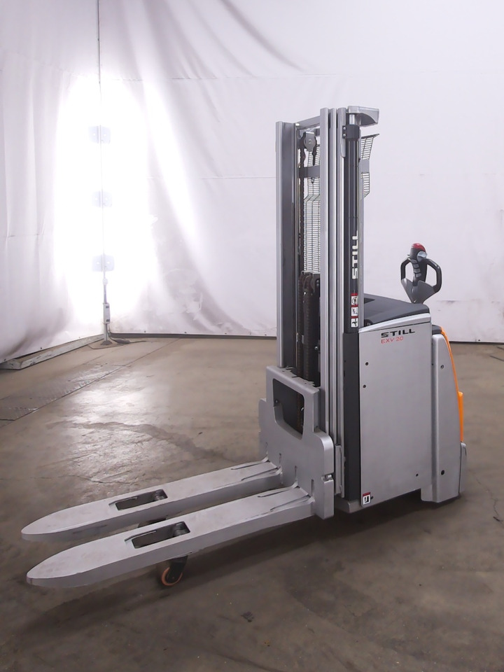 Still EXV20I - Stacker: picture 1 Still EXV20I - Stacker: picture 1