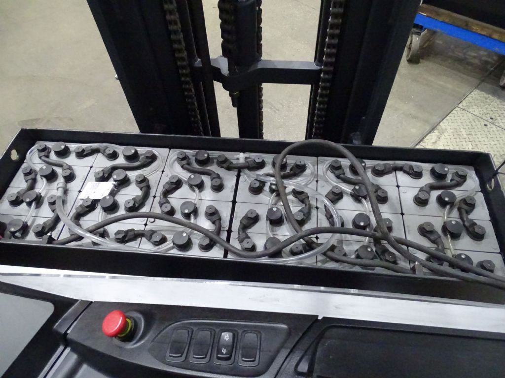 Reach truck Still FM-X17: picture 8 Reach truck Still FM-X17: picture 8