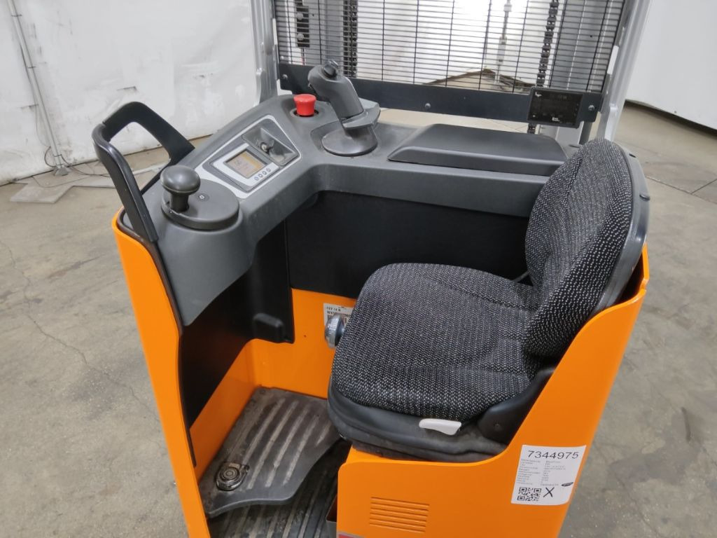 Still FXV14N - Stacker: picture 3 Still FXV14N - Stacker: picture 3