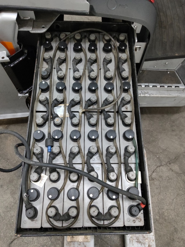 Still LTX70 - Tow tractor: picture 4 Still LTX70 - Tow tractor: picture 4