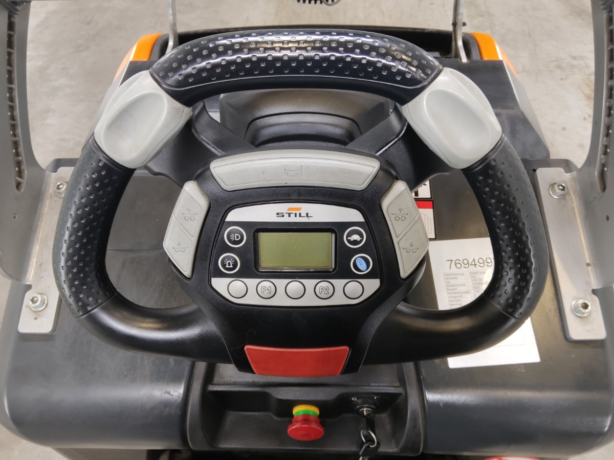 Still OXV08 - Order picker: picture 3 Still OXV08 - Order picker: picture 3