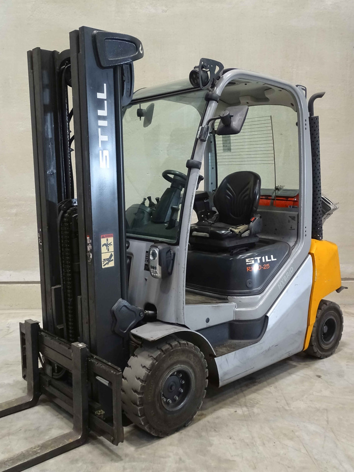 Still RX70-25T - LPG forklift: picture 1 Still RX70-25T - LPG forklift: picture 1