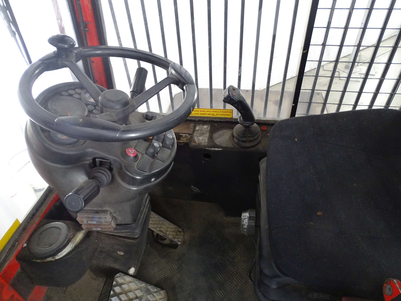 Valmar VSM50/12/40 - Side loader: picture 3 Valmar VSM50/12/40 - Side loader: picture 3