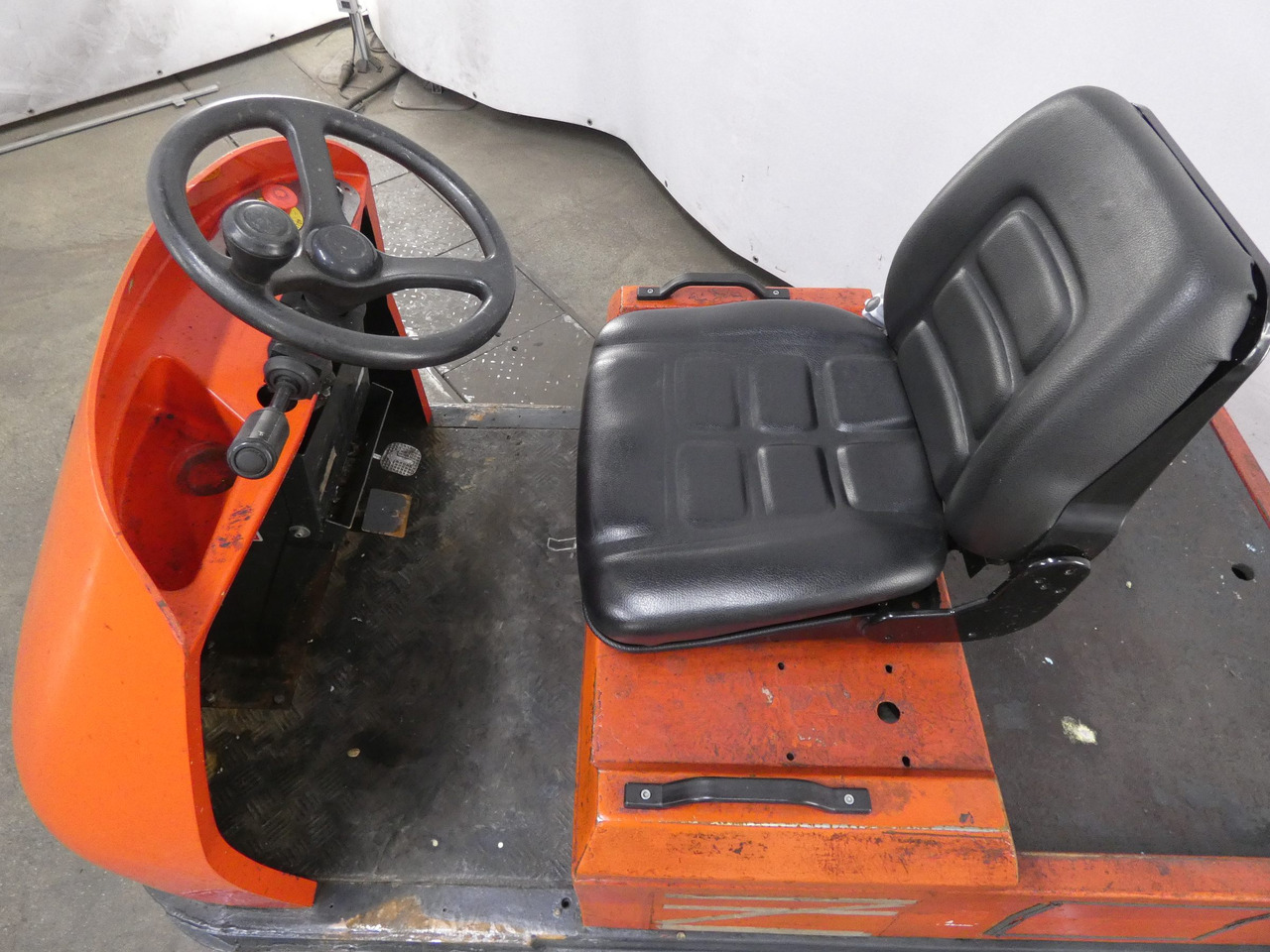 Weitere BRADSHAWT800 - Tow tractor: picture 3 Weitere BRADSHAWT800 - Tow tractor: picture 3