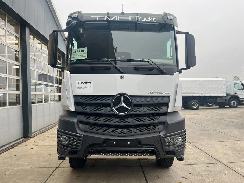Mercedes-Benz Actros 2045 S 4x2 Tractor Head - Tractor truck: picture 4 Mercedes-Benz Actros 2045 S 4x2 Tractor Head - Tractor truck: picture 4